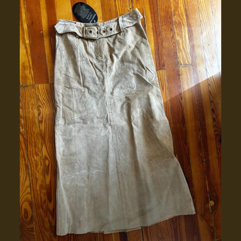 Share Similar items S5fe09a92-5034-4cbb-8bb6-acdc977c3dc9bb958807-6c33-419b-9816